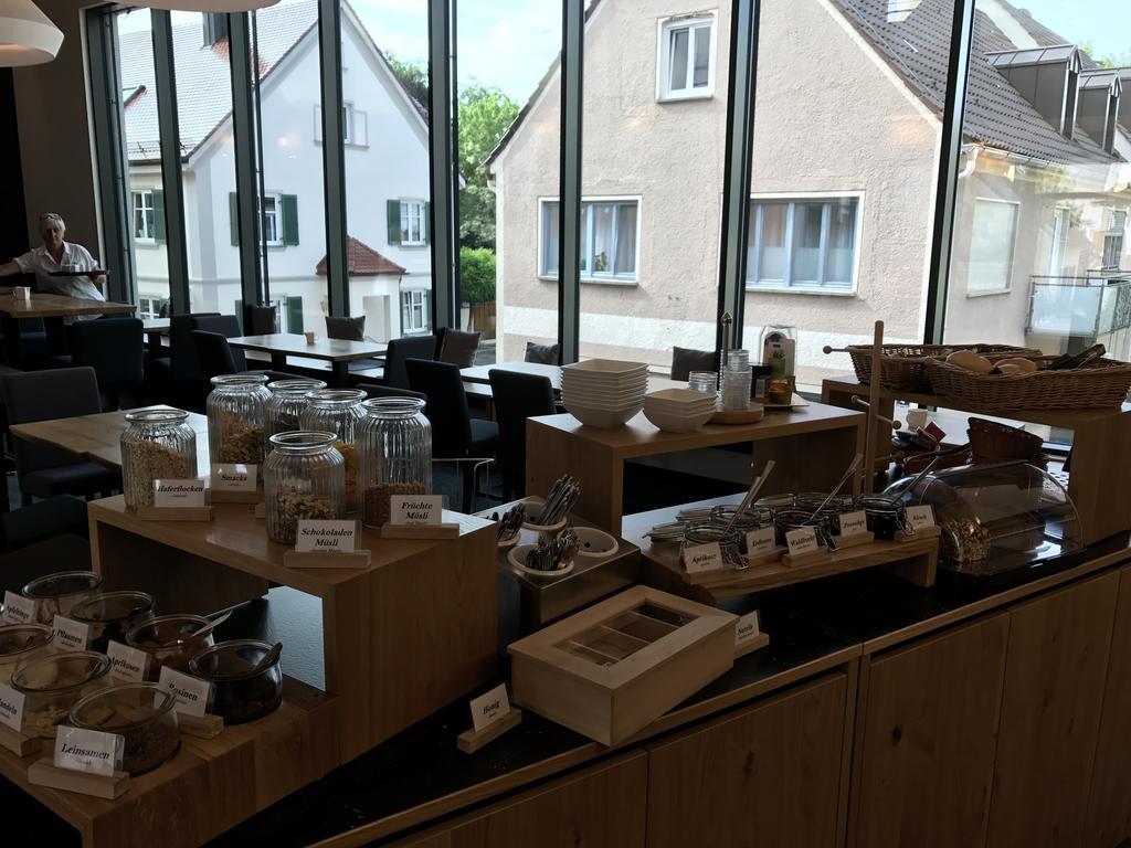 Hotel Zum Hirsch Wertingen Zewnętrze zdjęcie