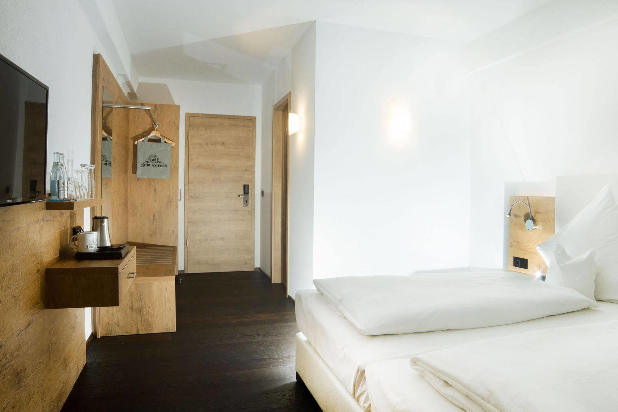 Hotel Zum Hirsch Wertingen Zewnętrze zdjęcie