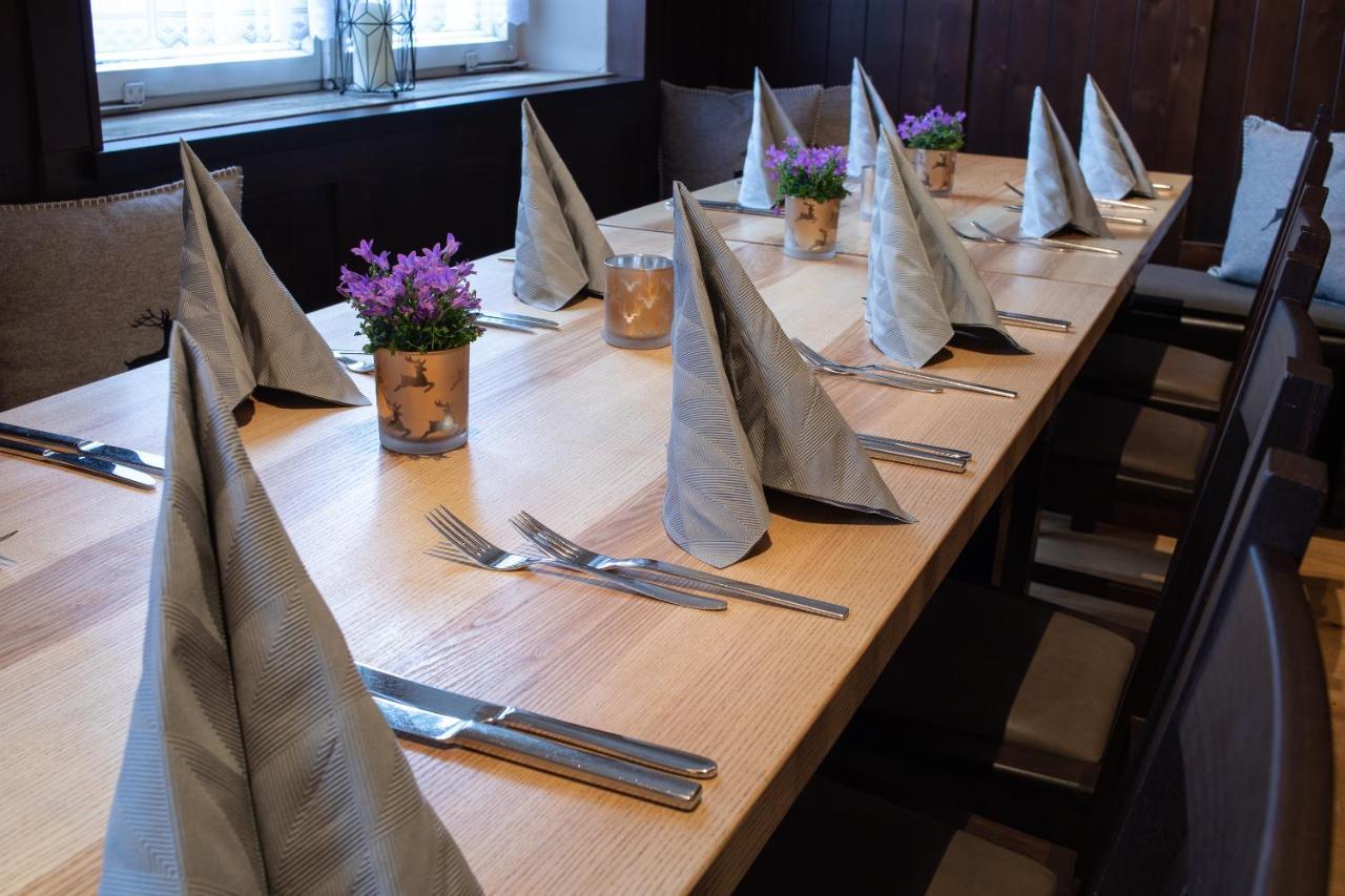 Hotel Zum Hirsch Wertingen Zewnętrze zdjęcie
